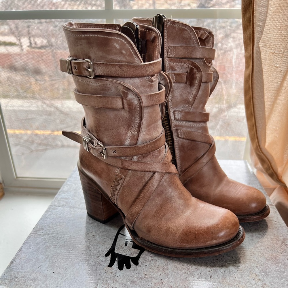 Free Bird Darius Boots